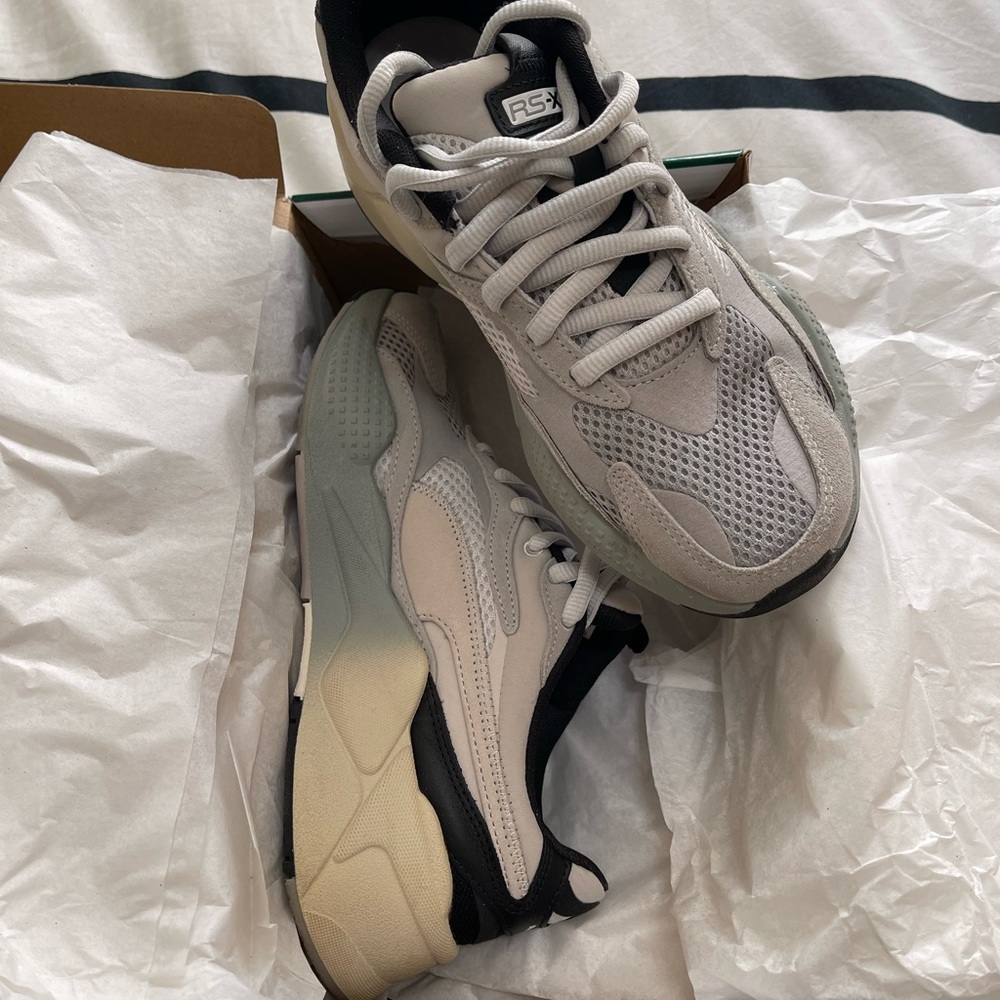 Puma men size 7 RS-X3 MOVE sneakers